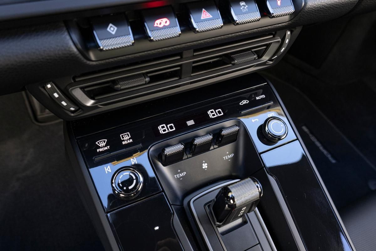 porsche-992-2021-gasolina-2981cc