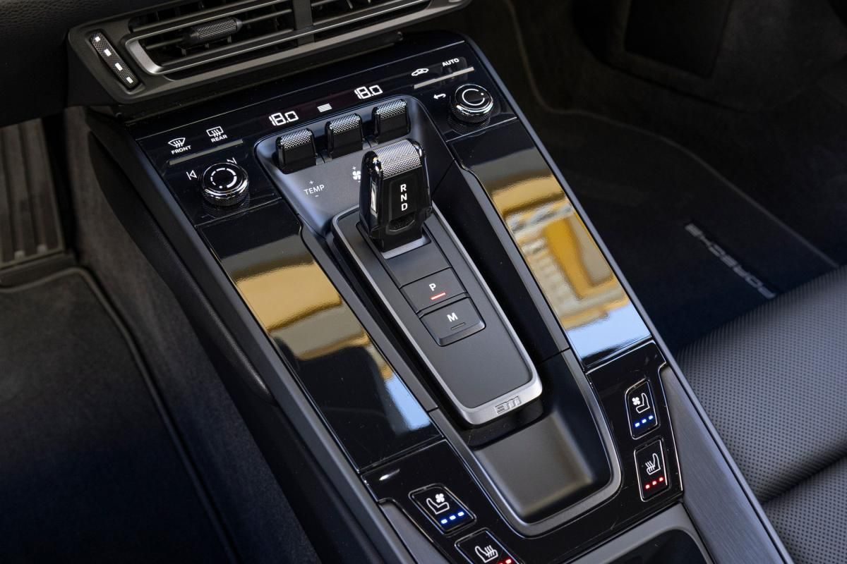 porsche-992-2021-gasolina-2981cc