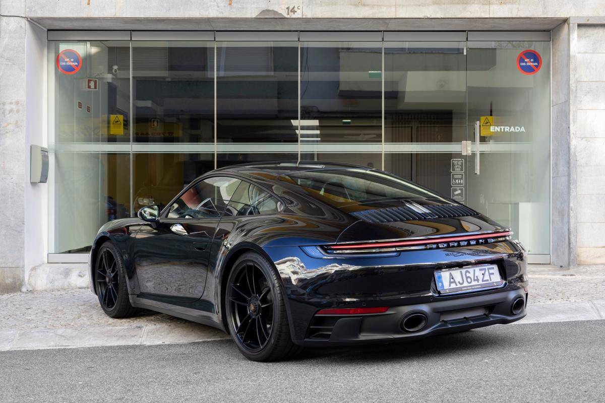 porsche-992-2021-gasolina-2981cc
