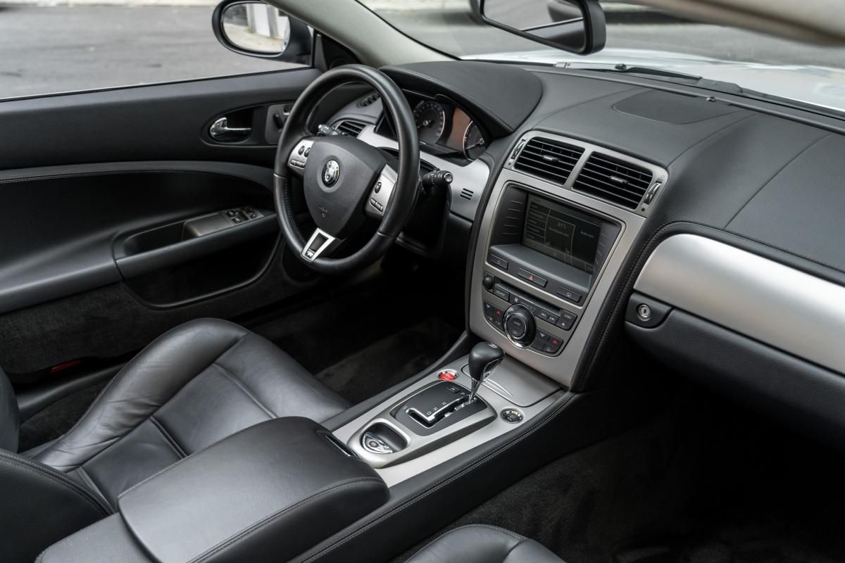 jaguar-xkr-2007-gasolina-4196cc
