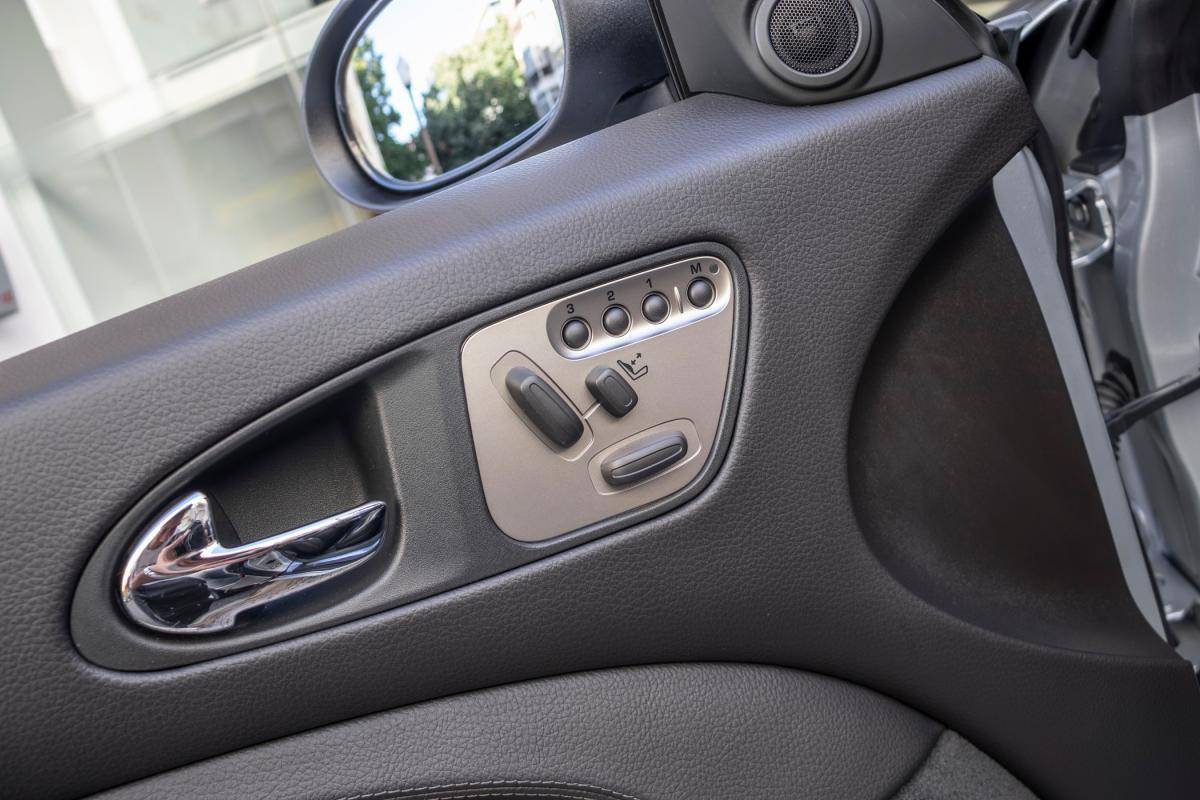 jaguar-xkr-2007-gasolina-4196cc