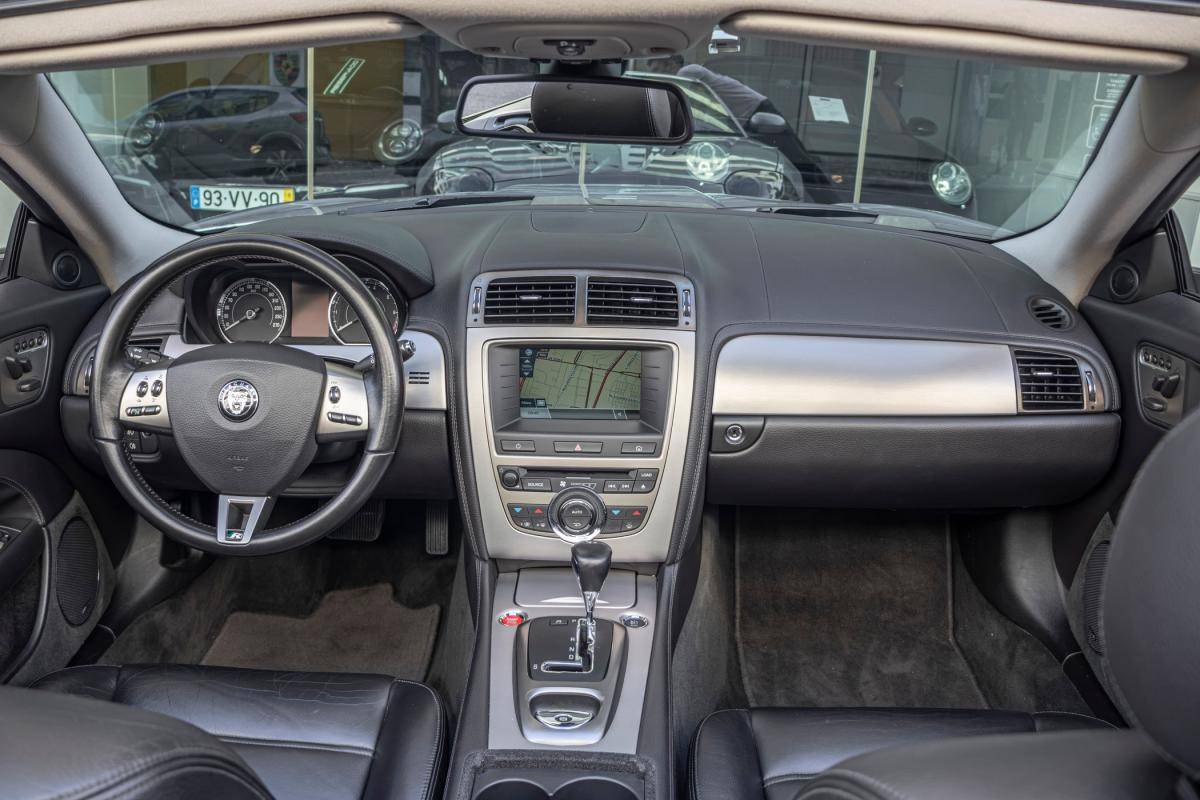 jaguar-xkr-2007-gasolina-4196cc