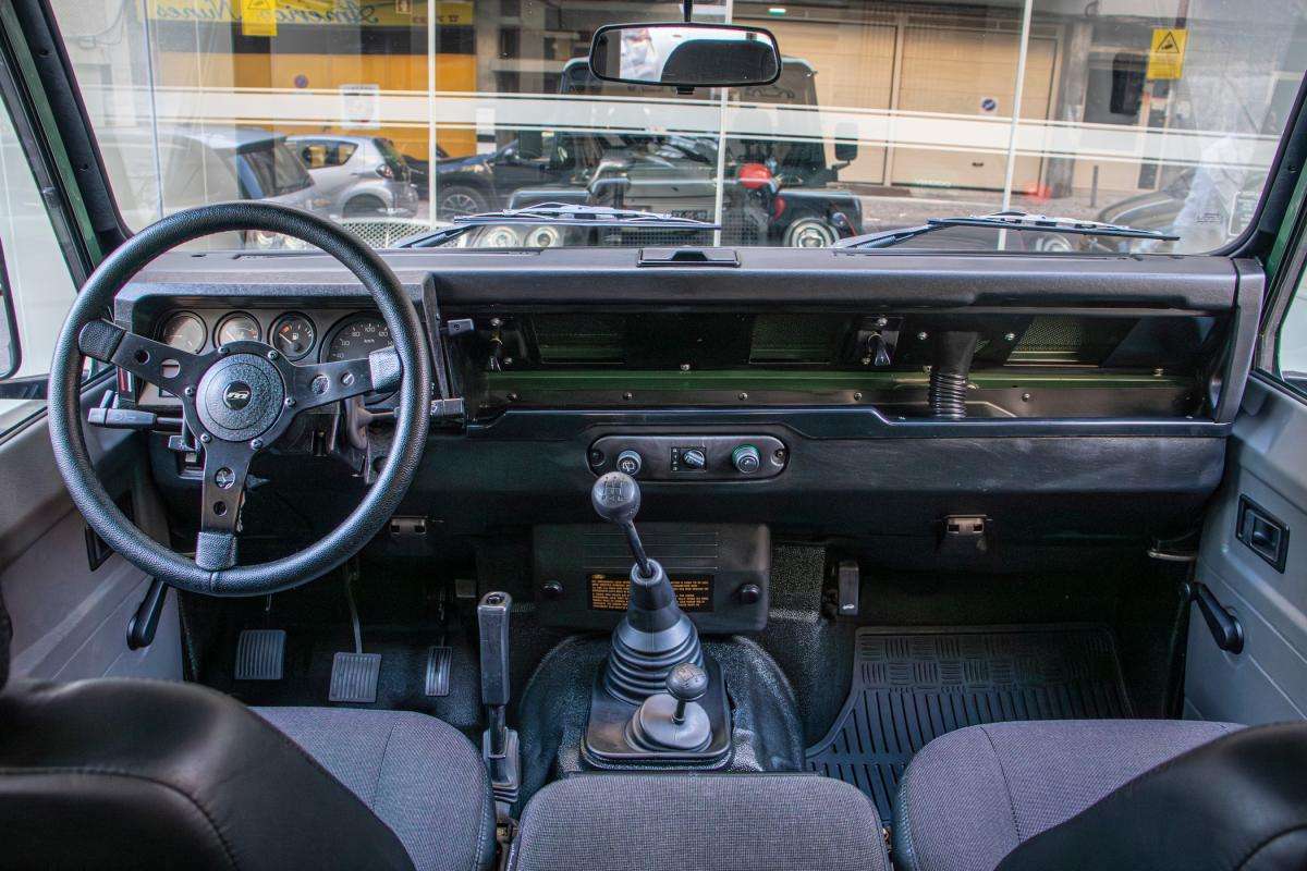 land-rover-defender-1998-diesel-2495cc