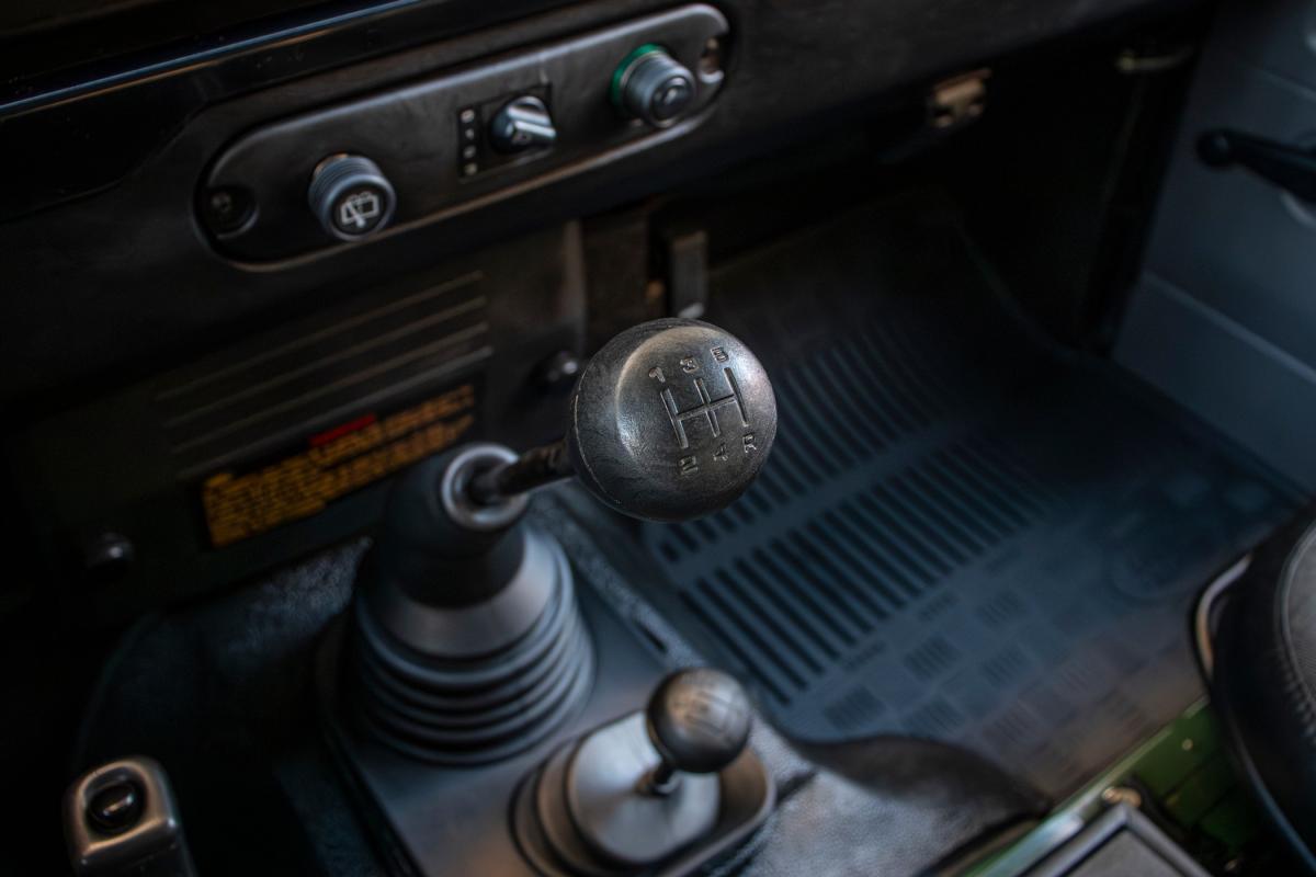 land-rover-defender-1998-diesel-2495cc