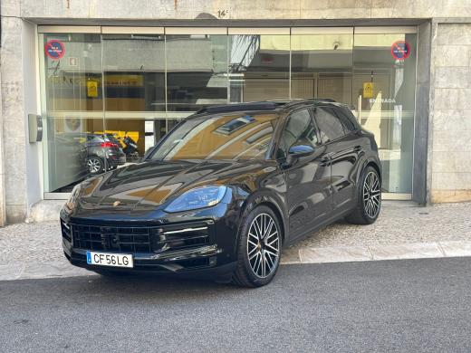 porsche-cayenne-2024-hibrido-a-gasolina-2995cc