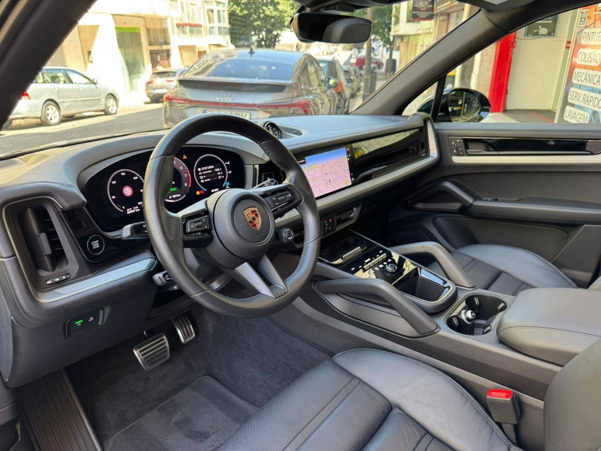 porsche-cayenne-2024-hibrido-a-gasolina-2995cc