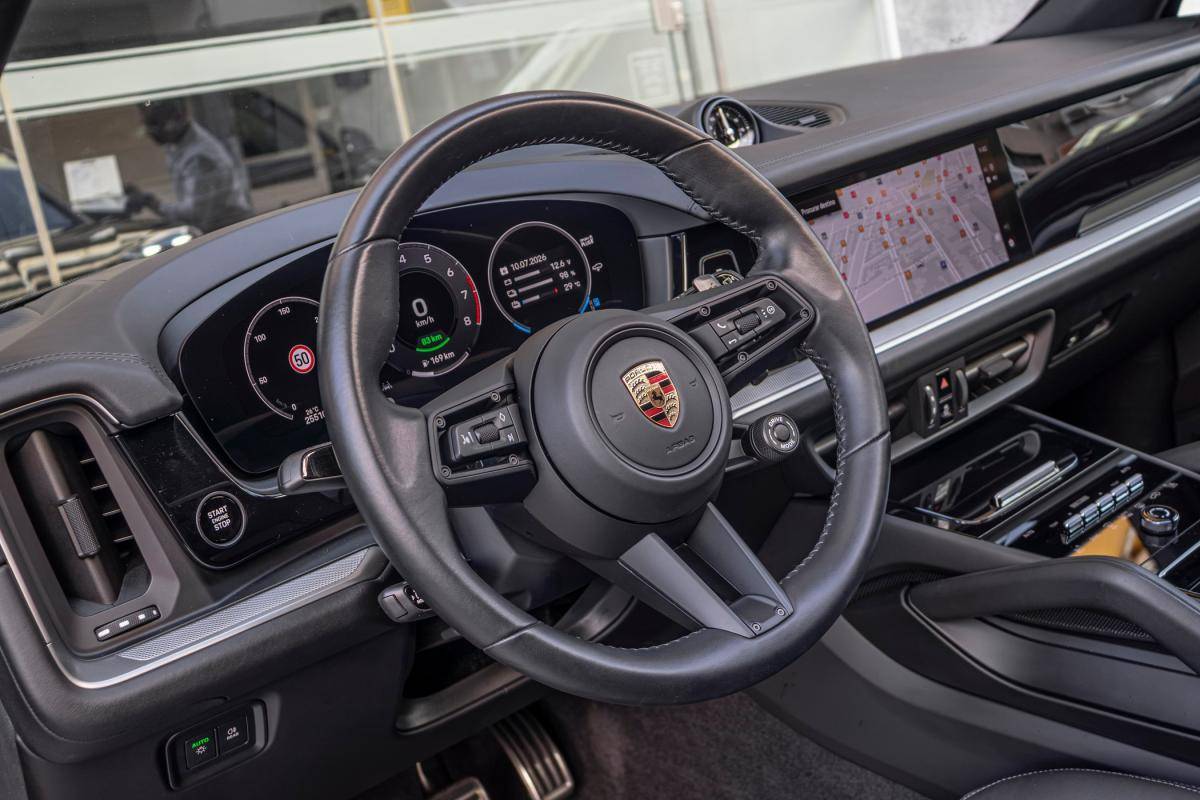 porsche-cayenne-2024-hibrido-a-gasolina-2995cc