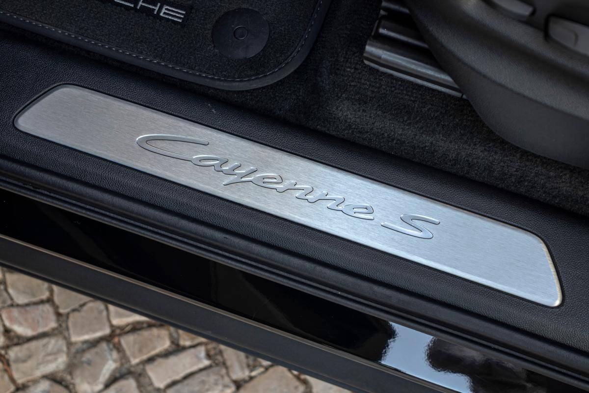 porsche-cayenne-2024-hibrido-a-gasolina-2995cc