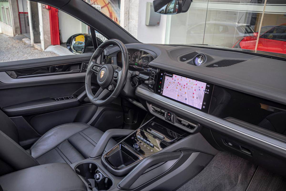 porsche-cayenne-2024-hibrido-a-gasolina-2995cc