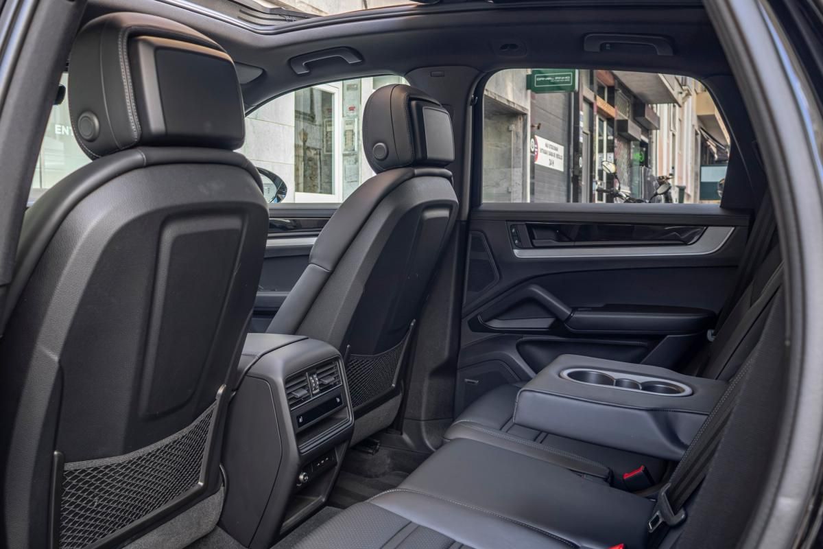 porsche-cayenne-2024-hibrido-a-gasolina-2995cc