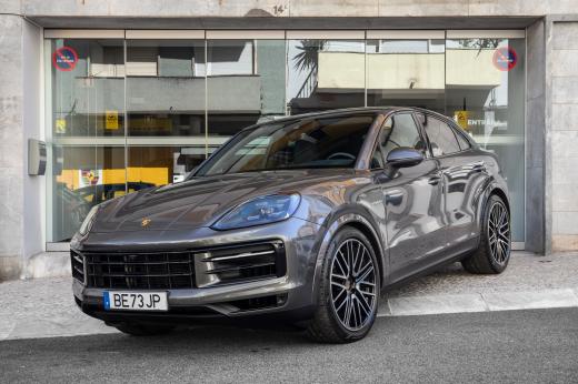 porsche-cayenne-2023-hibrido-a-gasolina-2995cc