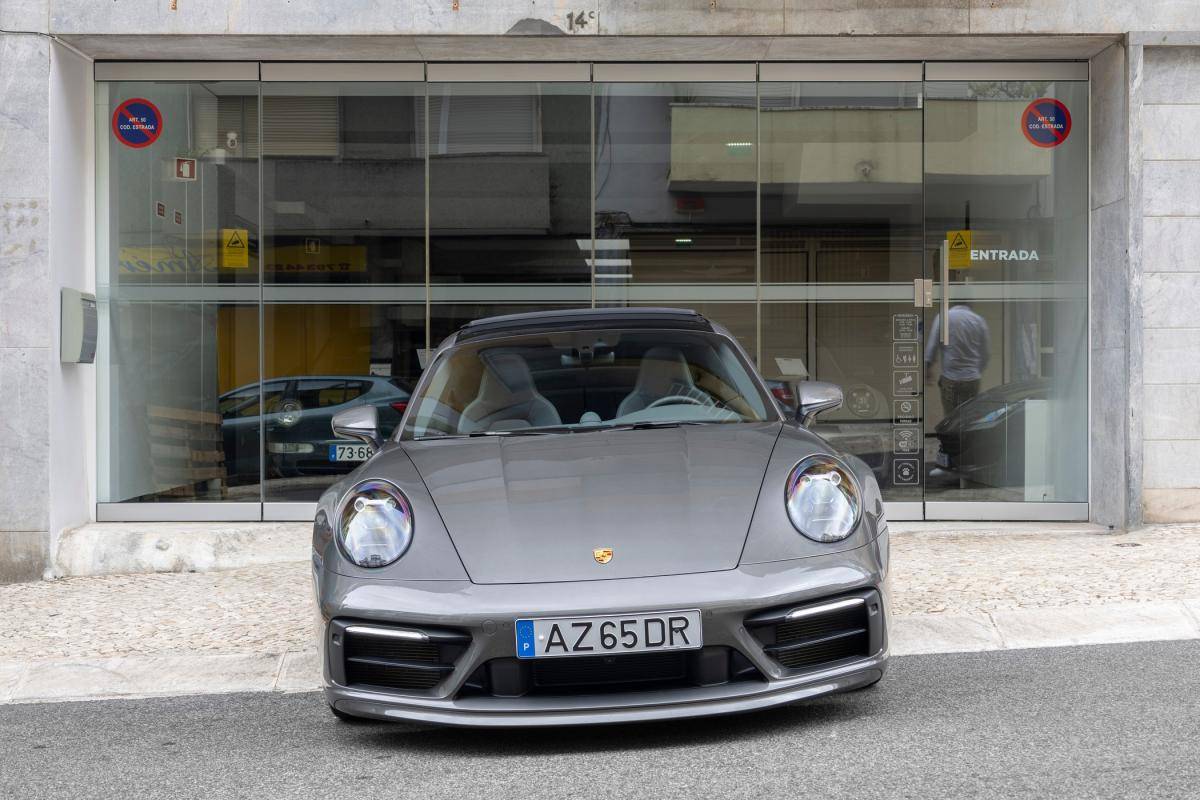 porsche-992-2023-gasolina-3000cc