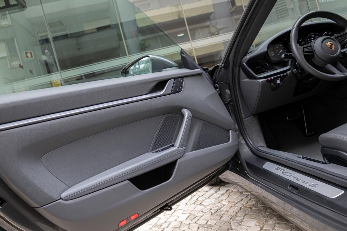 porsche-992-2023-gasolina-3000cc