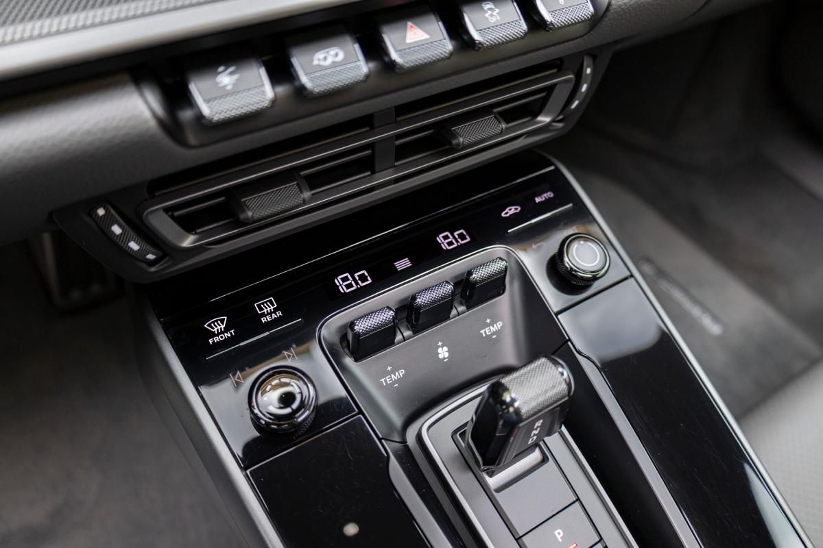 porsche-992-2023-gasolina-3000cc