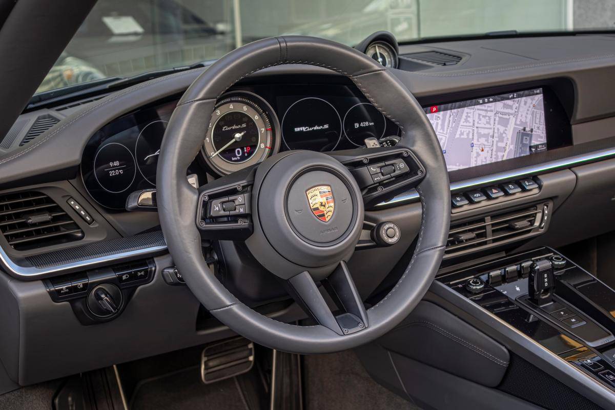 porsche-992-2020-gasolina-3800cc