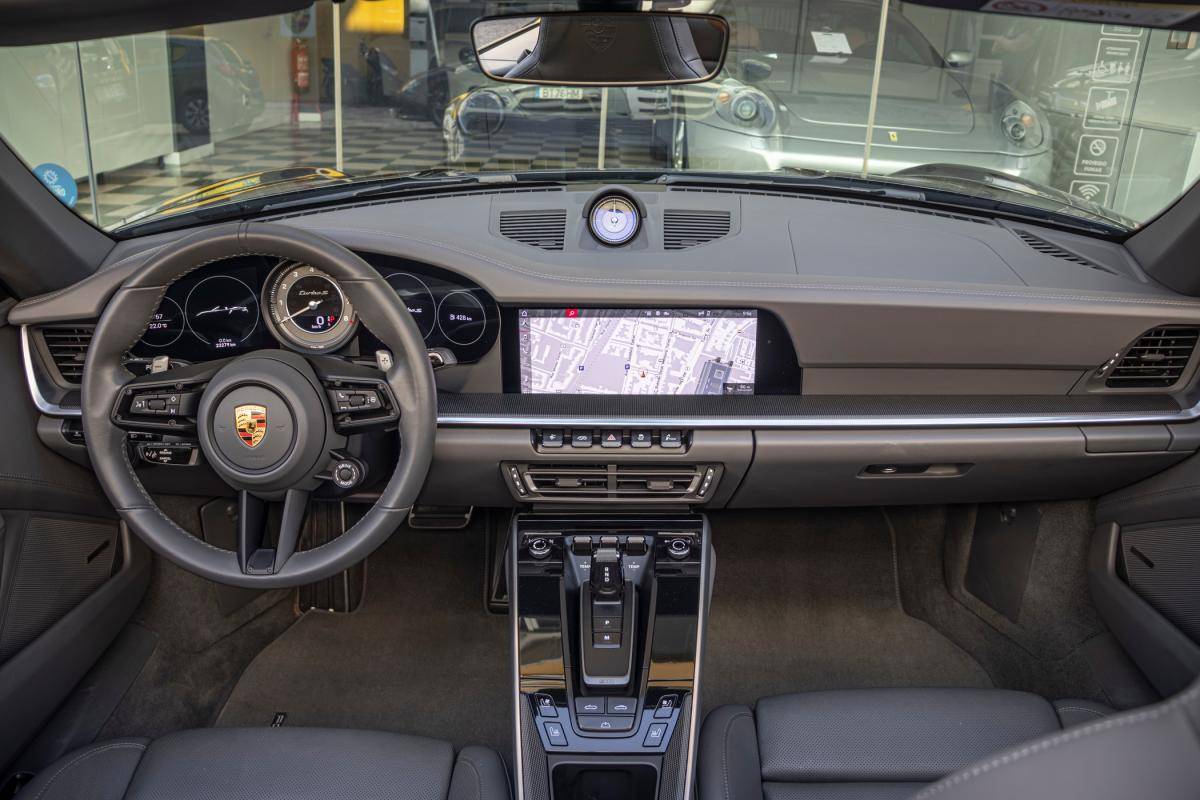 porsche-992-2020-gasolina-3800cc
