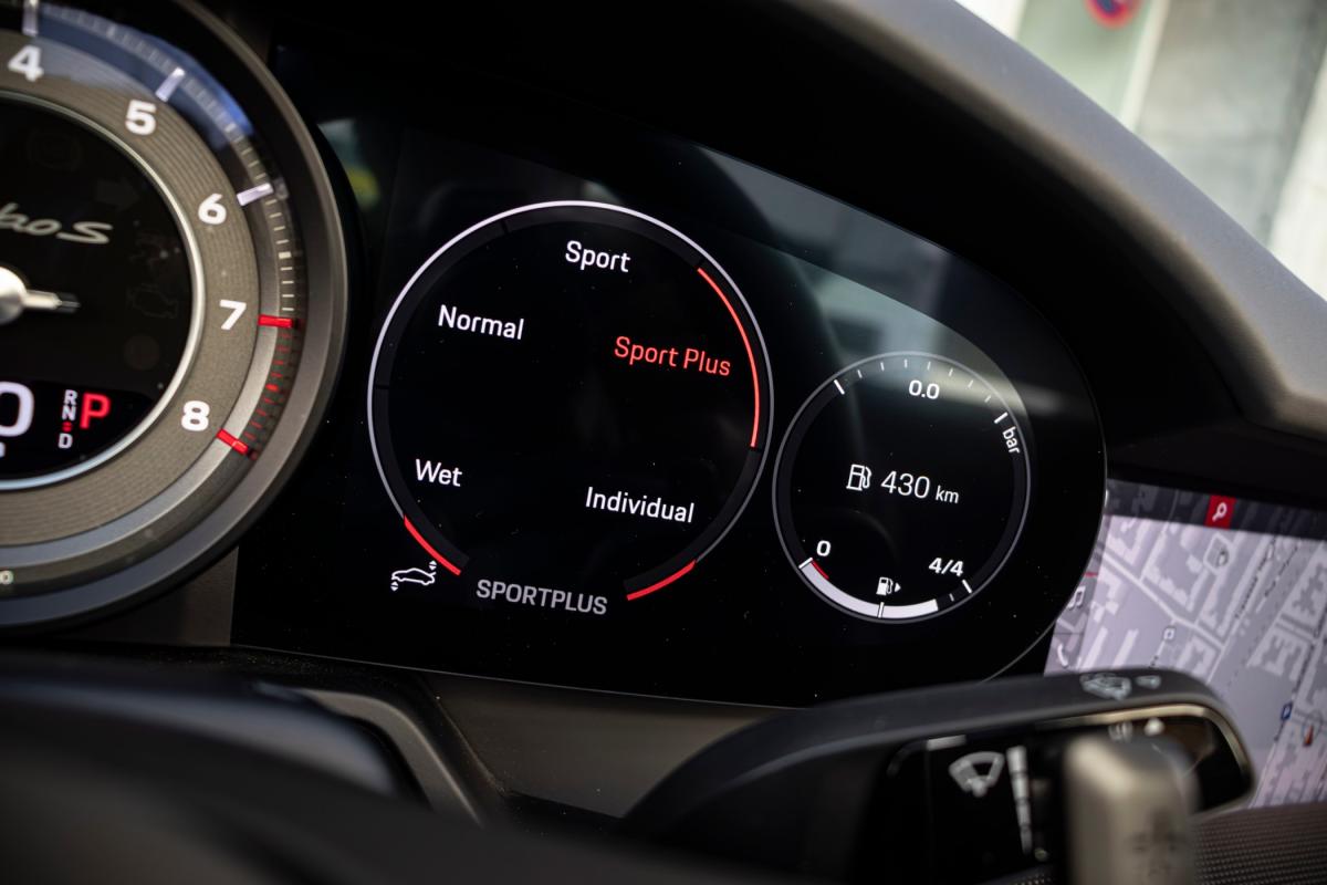 porsche-992-2020-gasolina-3800cc
