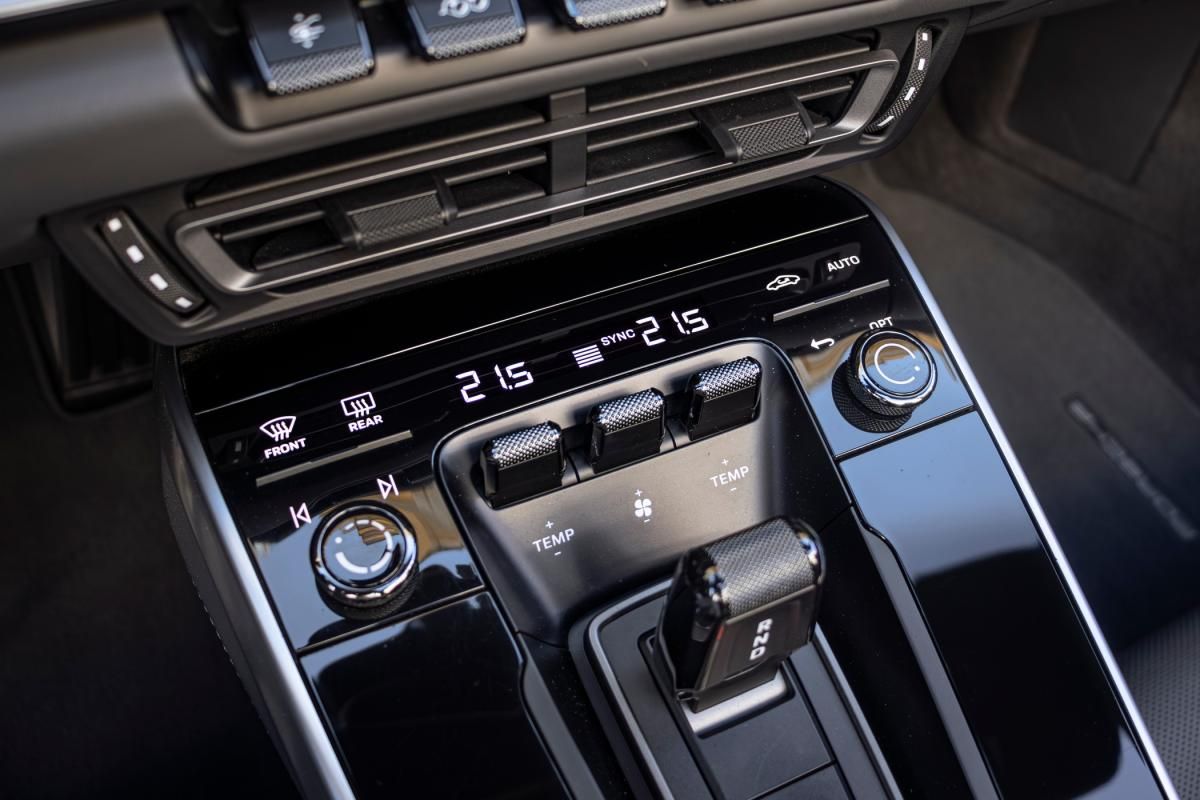 porsche-992-2020-gasolina-3800cc