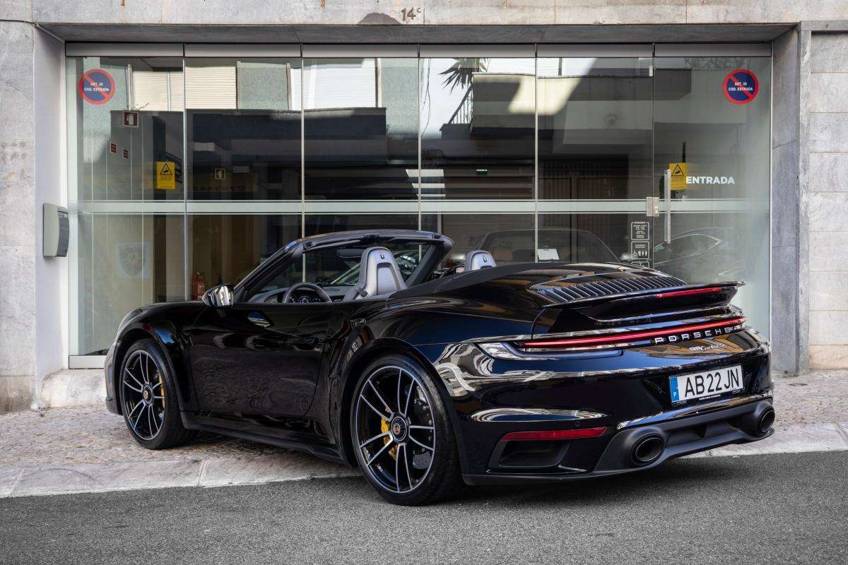 porsche-992-2020-gasolina-3800cc