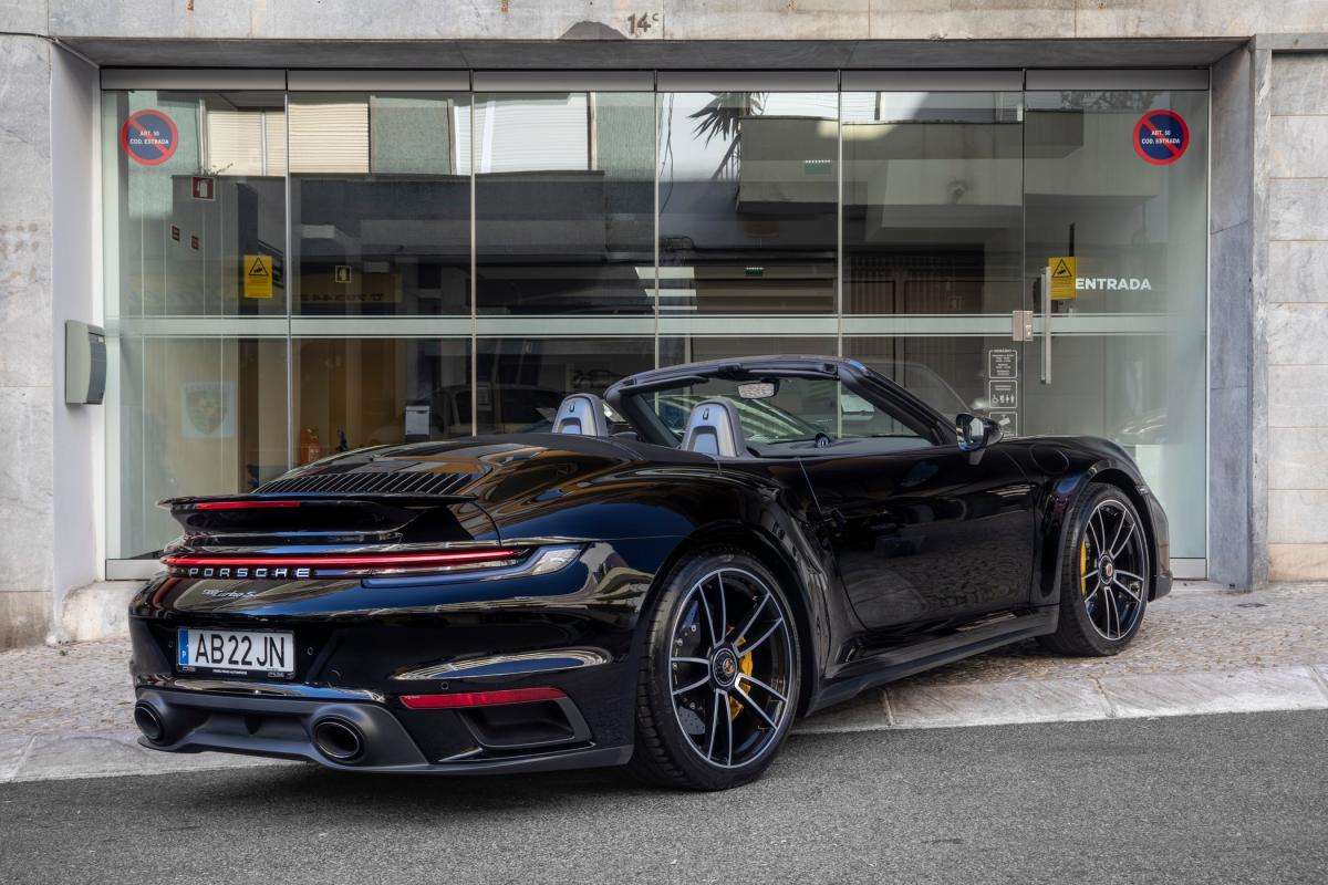 porsche-992-2020-gasolina-3800cc