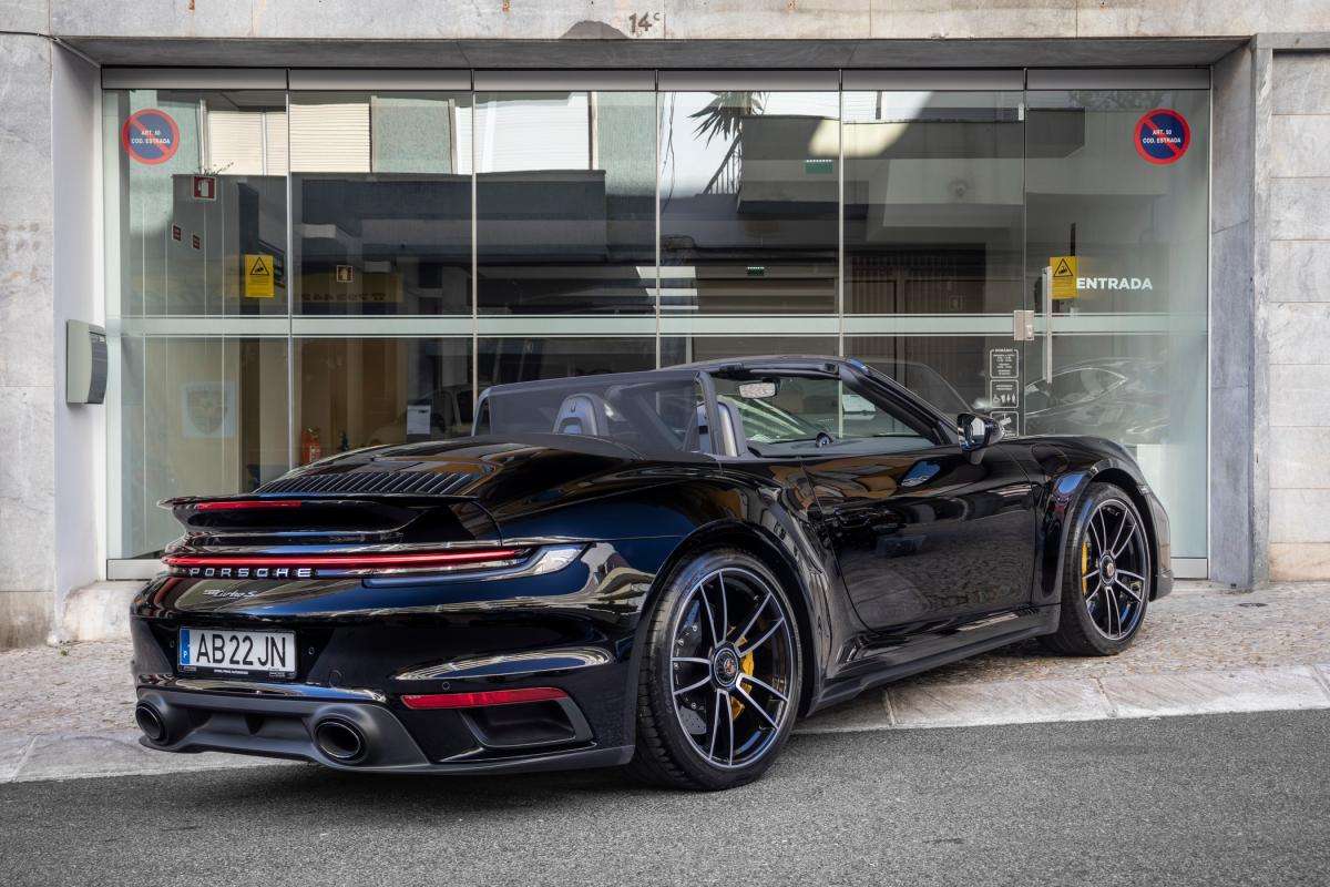 porsche-992-2020-gasolina-3800cc