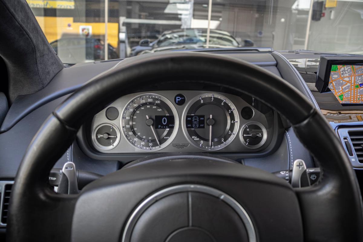 aston-martin-db9-2015-gasolina-5935cc