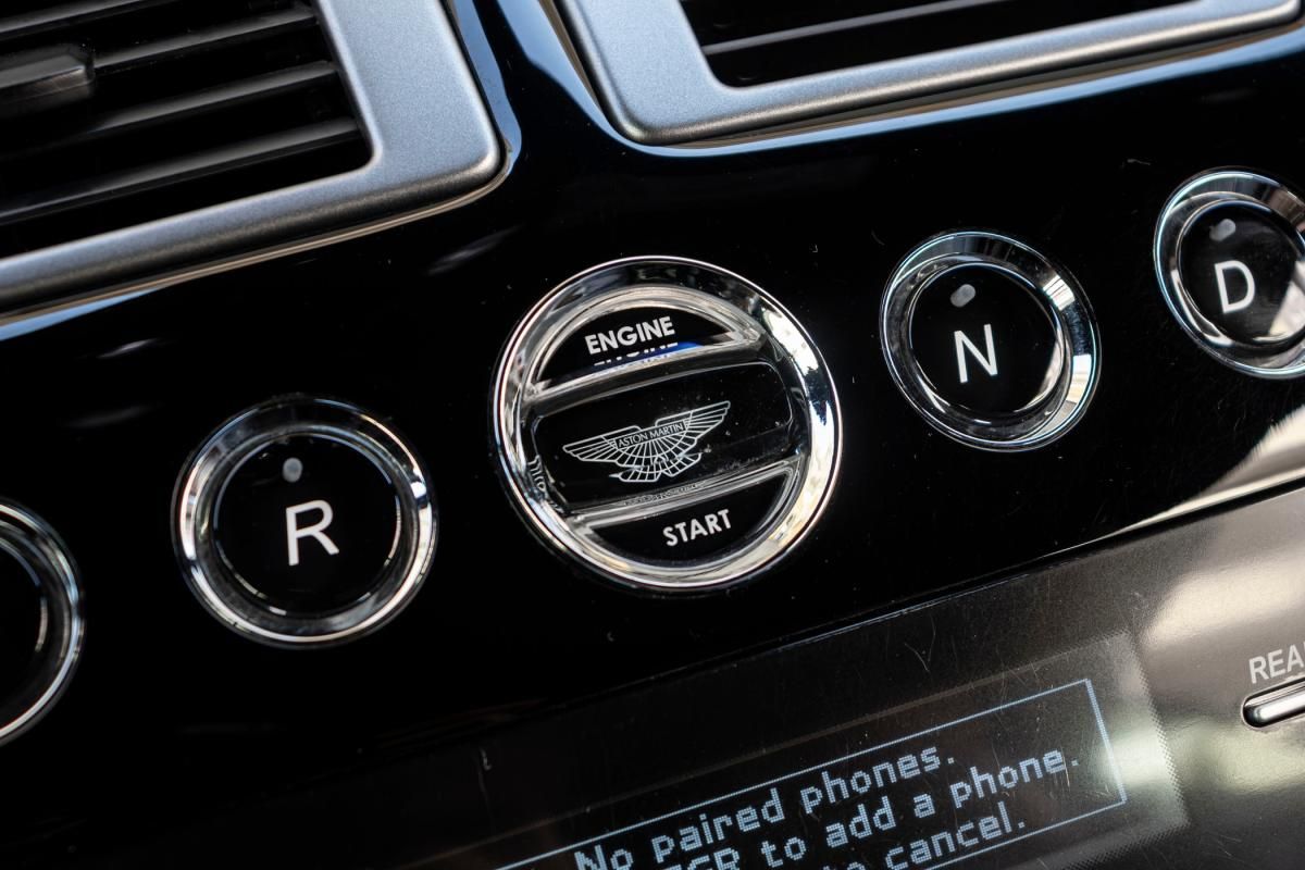 aston-martin-db9-2015-gasolina-5935cc
