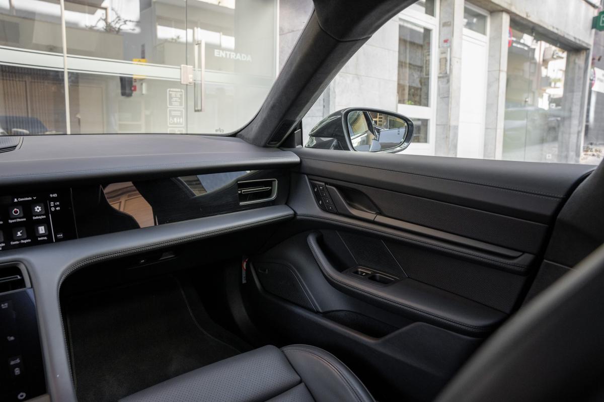 porsche-taycan-2022-eletrico-0cc