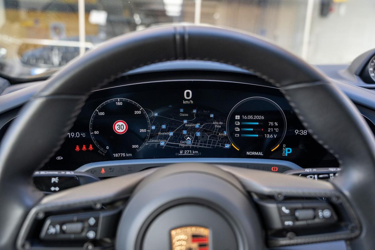 porsche-taycan-2022-eletrico-0cc