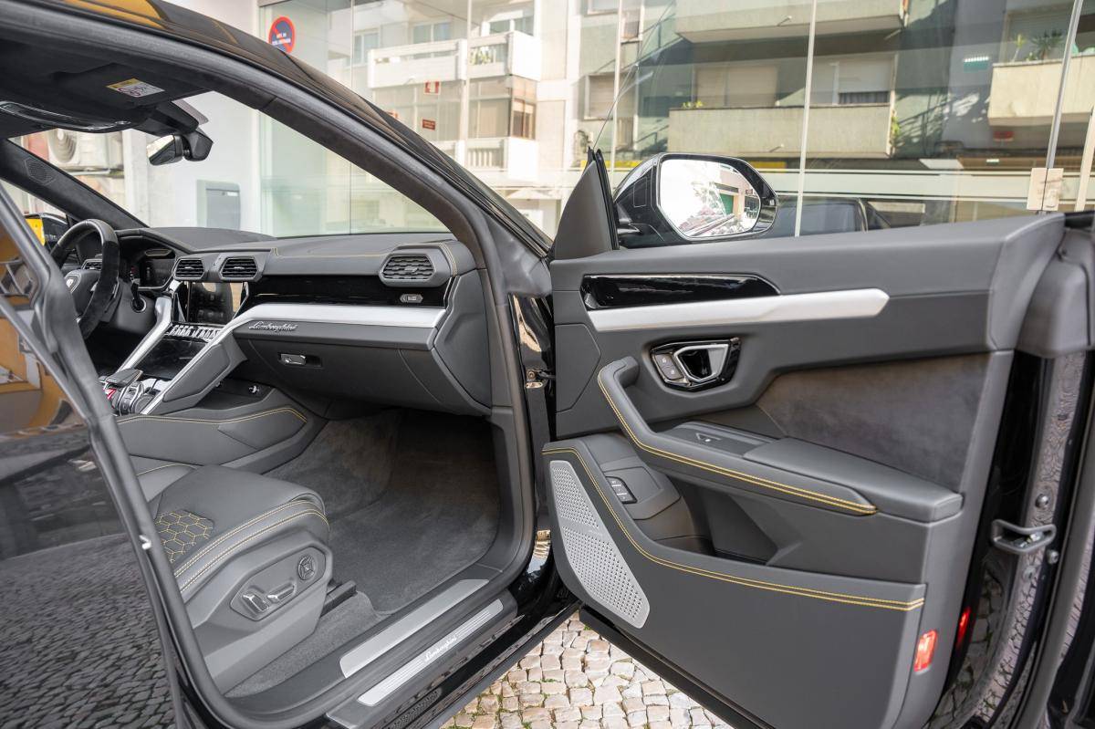 lamborghini-urus-2022-gasolina-3996cc