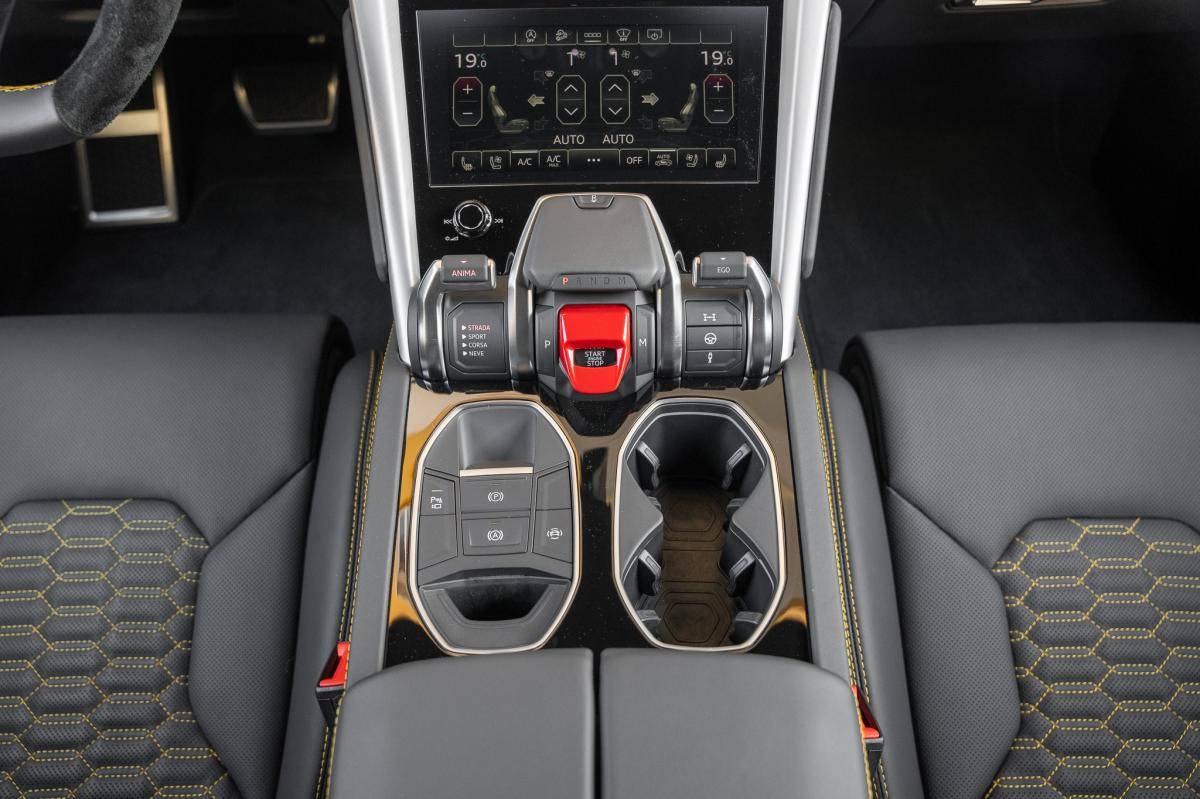 lamborghini-urus-2022-gasolina-3996cc