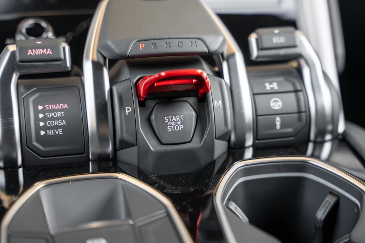 lamborghini-urus-2022-gasolina-3996cc