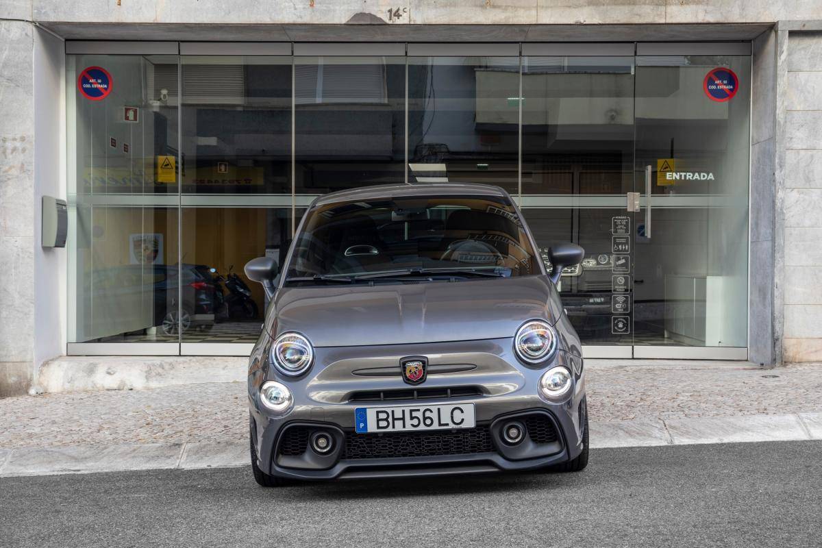 abarth-695-2024-gasolina-1368cc