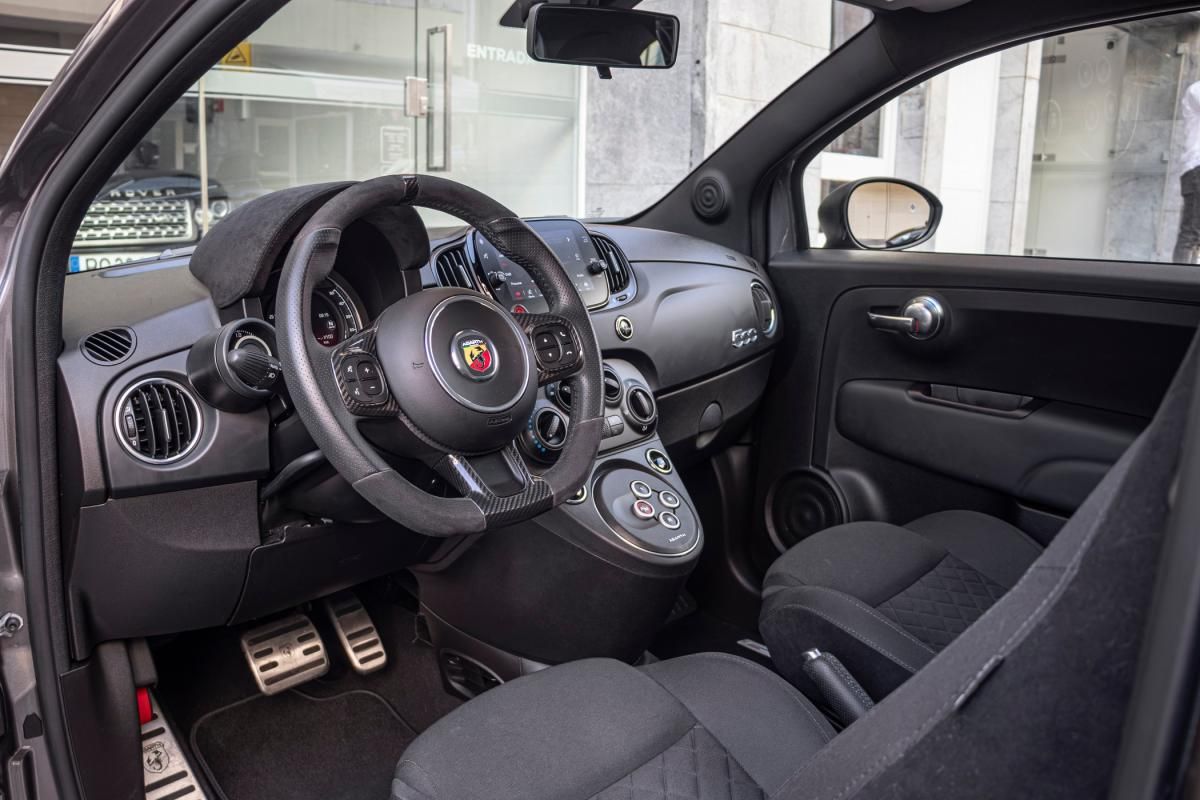 abarth-695-2024-gasolina-1368cc