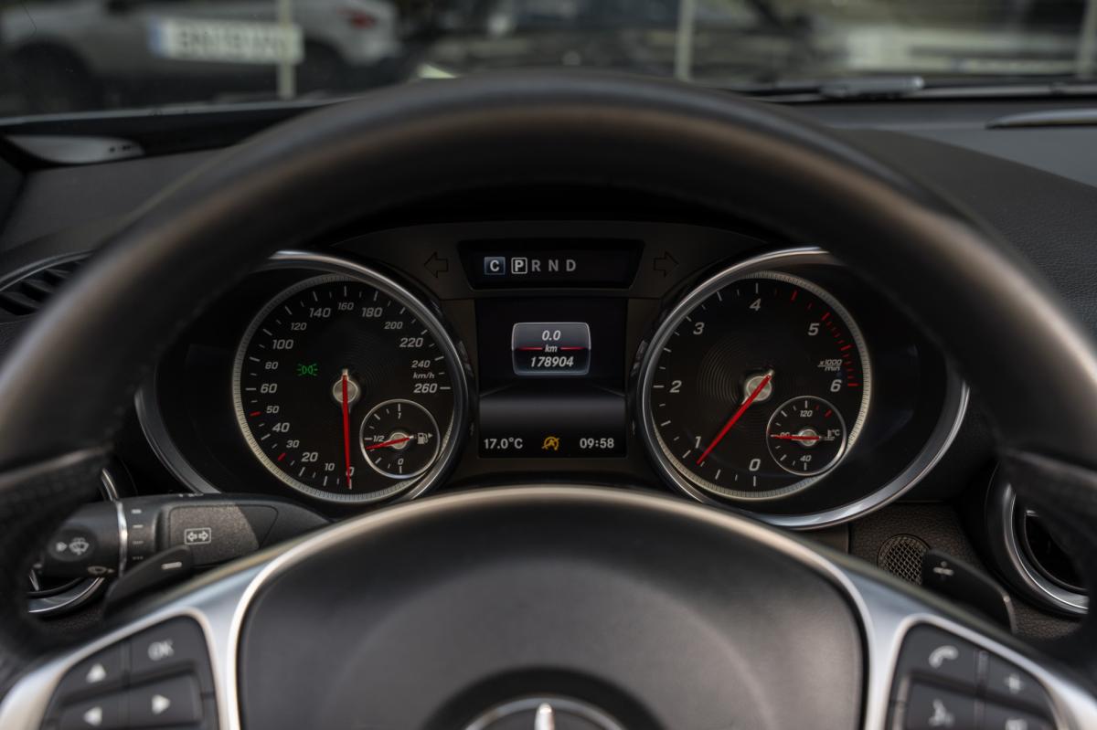 mercedes-benz-slc-2016-diesel-2143cc
