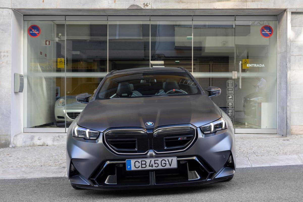 bmw-serie-5-2025-gasolina-4395cc