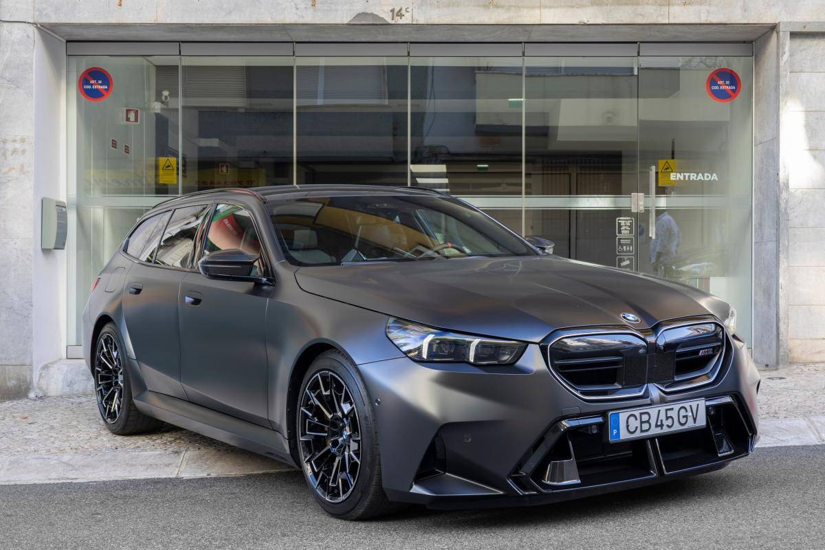 bmw-serie-5-2025-gasolina-4395cc