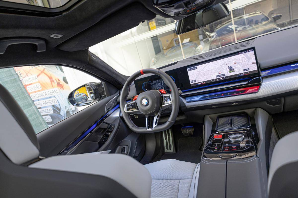 bmw-serie-5-2025-gasolina-4395cc