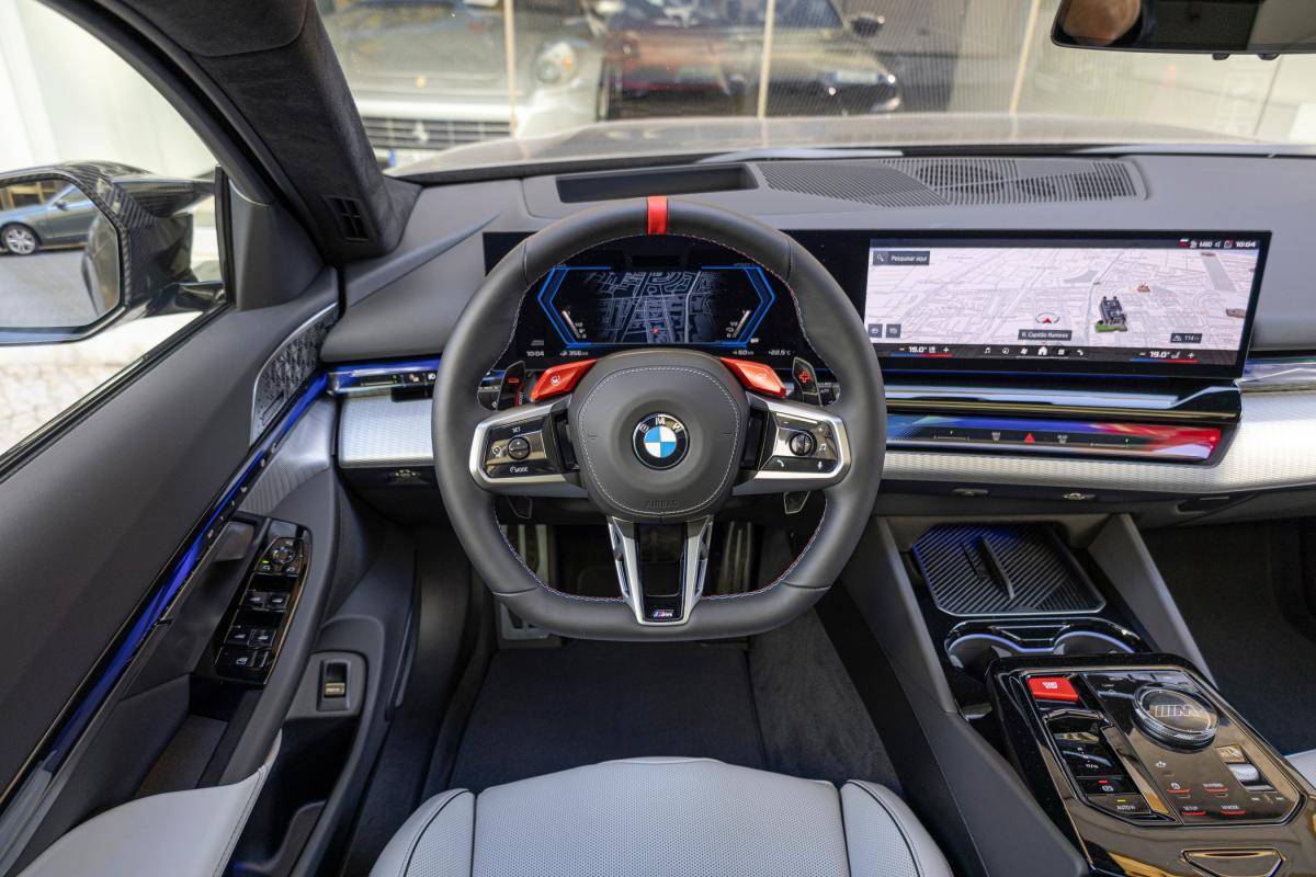bmw-serie-5-2025-gasolina-4395cc