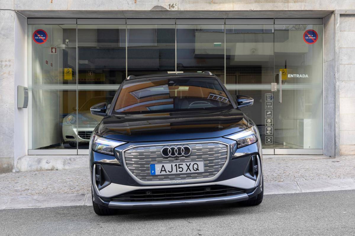 audi-q4-e-tron-2021-eletrico-0cc