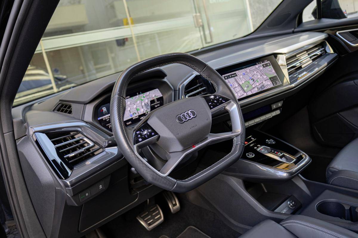 audi-q4-e-tron-2021-eletrico-0cc