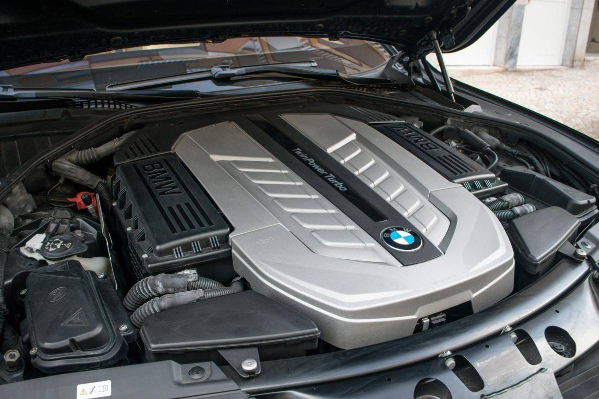 bmw-serie-7-2012-gasolina-5972cc