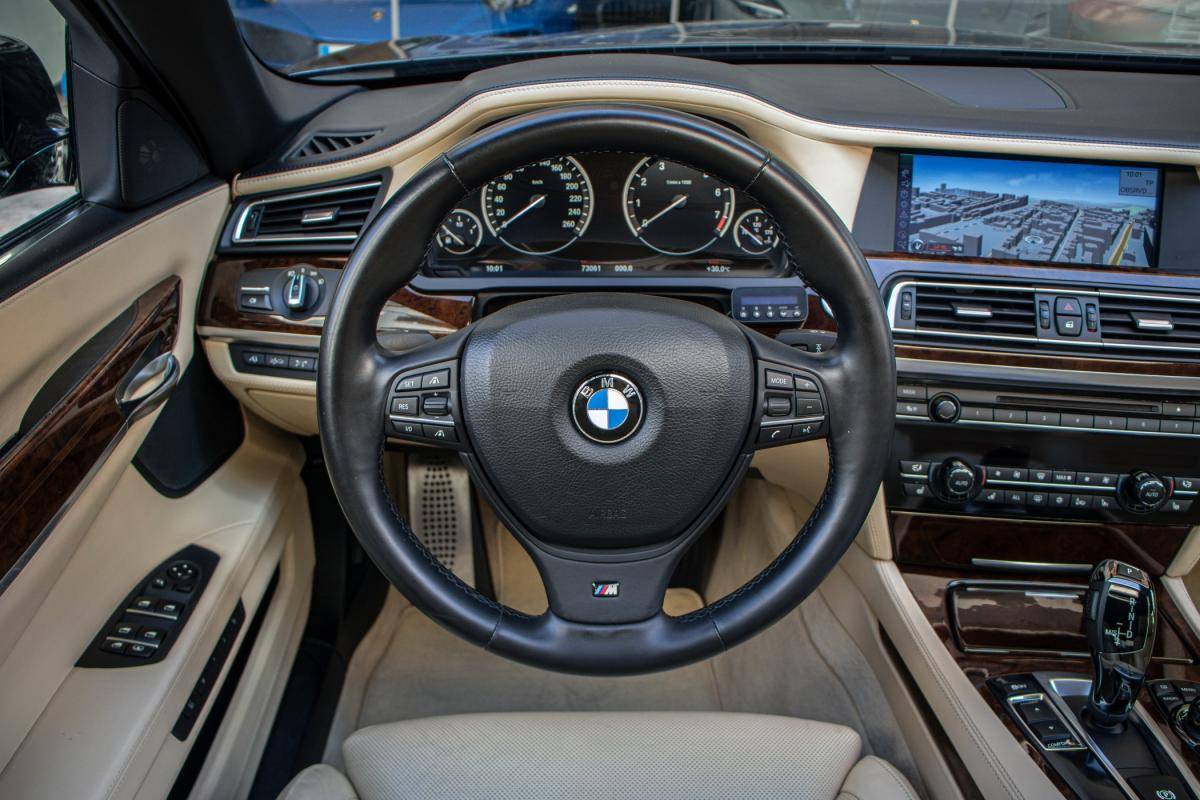 bmw-serie-7-2012-gasolina-5972cc