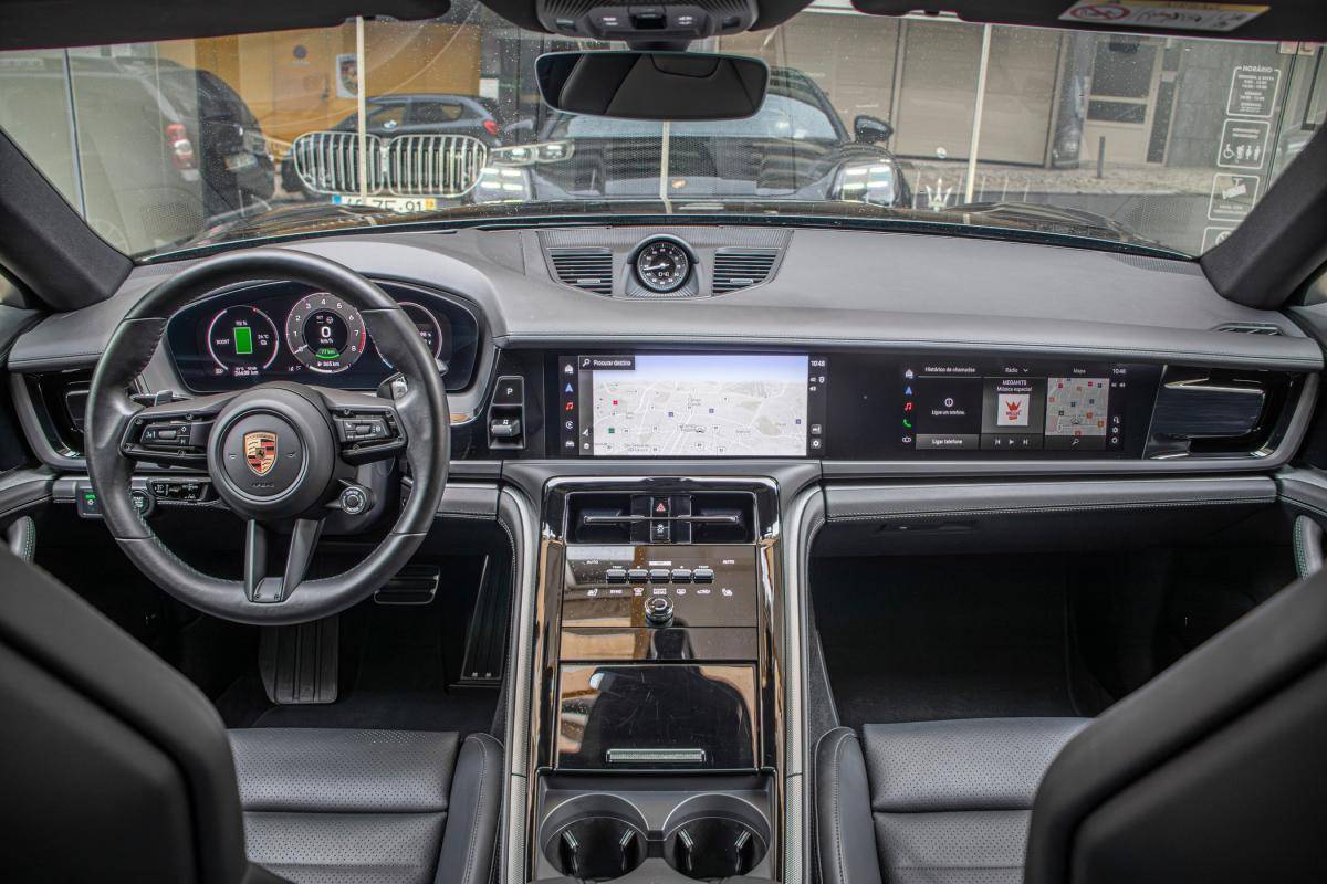 porsche-panamera-2024-hibrido-a-gasolina-2894cc