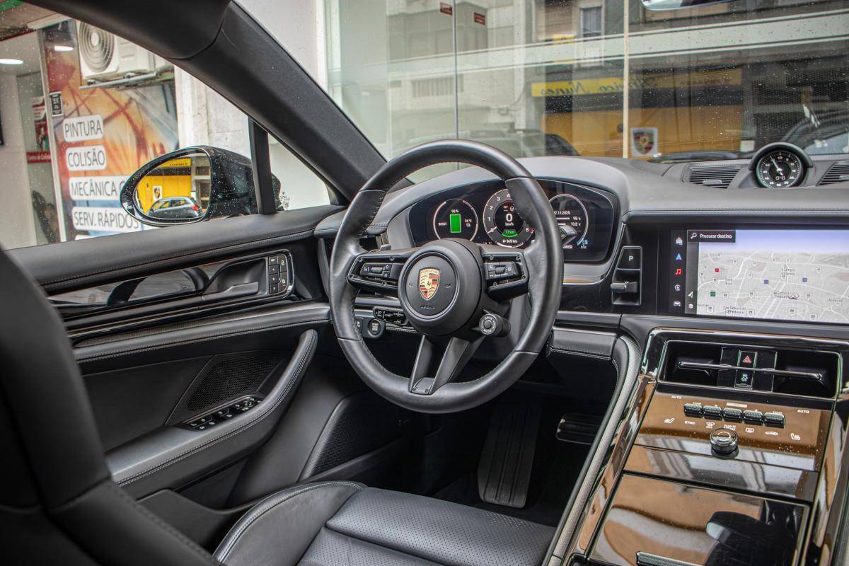 porsche-panamera-2024-hibrido-a-gasolina-2894cc