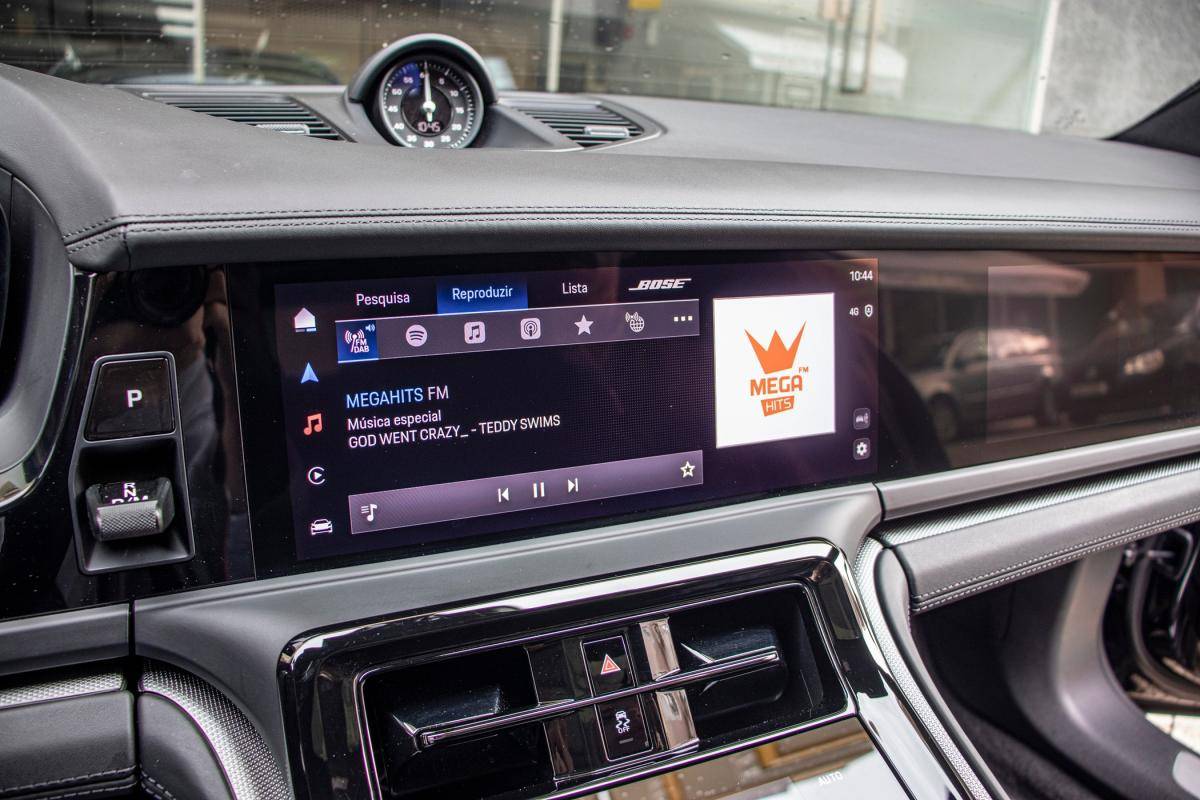 porsche-panamera-2024-hibrido-a-gasolina-2894cc