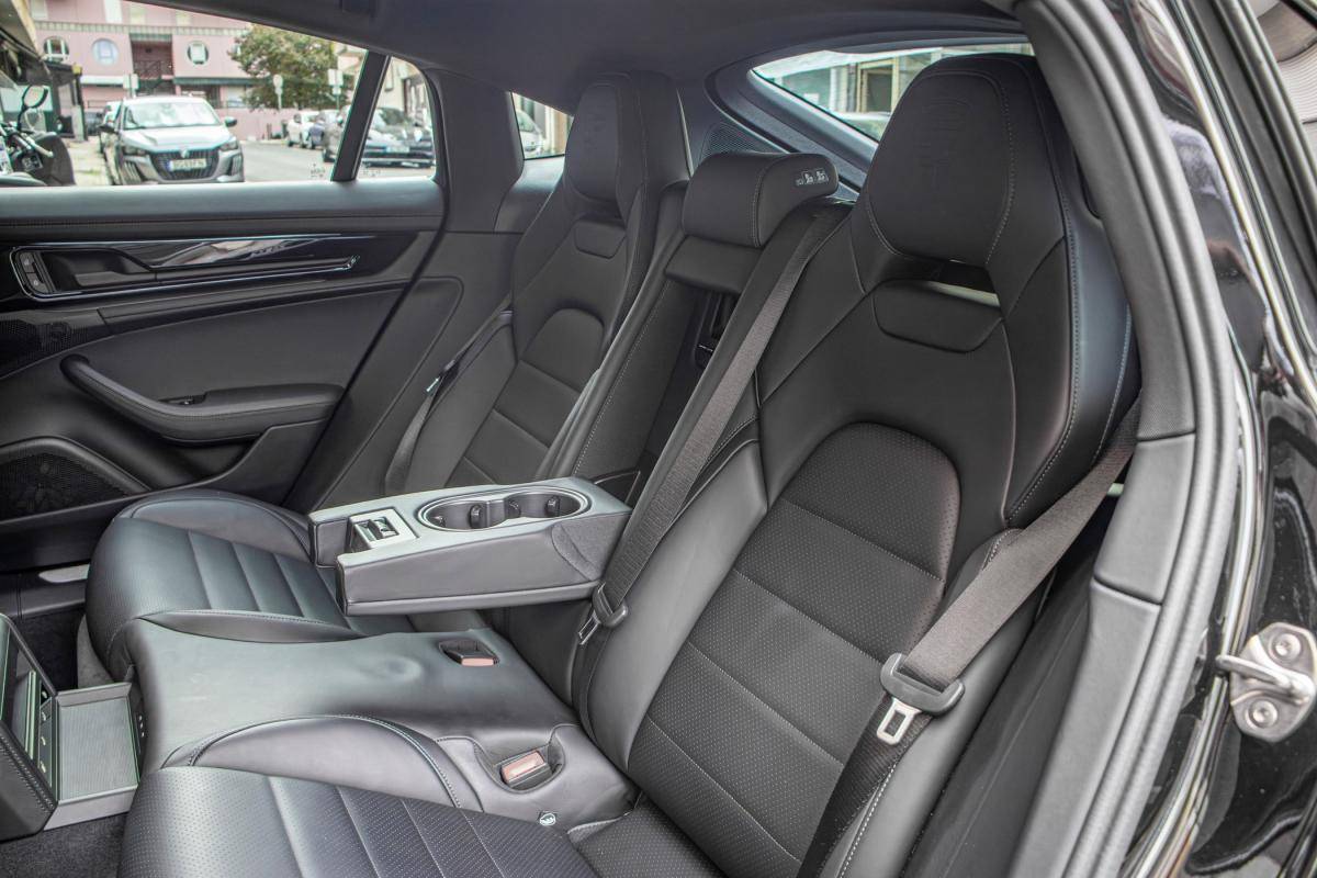 porsche-panamera-2024-hibrido-a-gasolina-2894cc