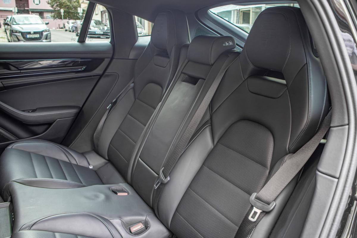 porsche-panamera-2024-hibrido-a-gasolina-2894cc