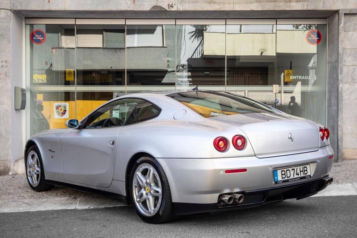 ferrari-612-2005-gasolina-5748cc