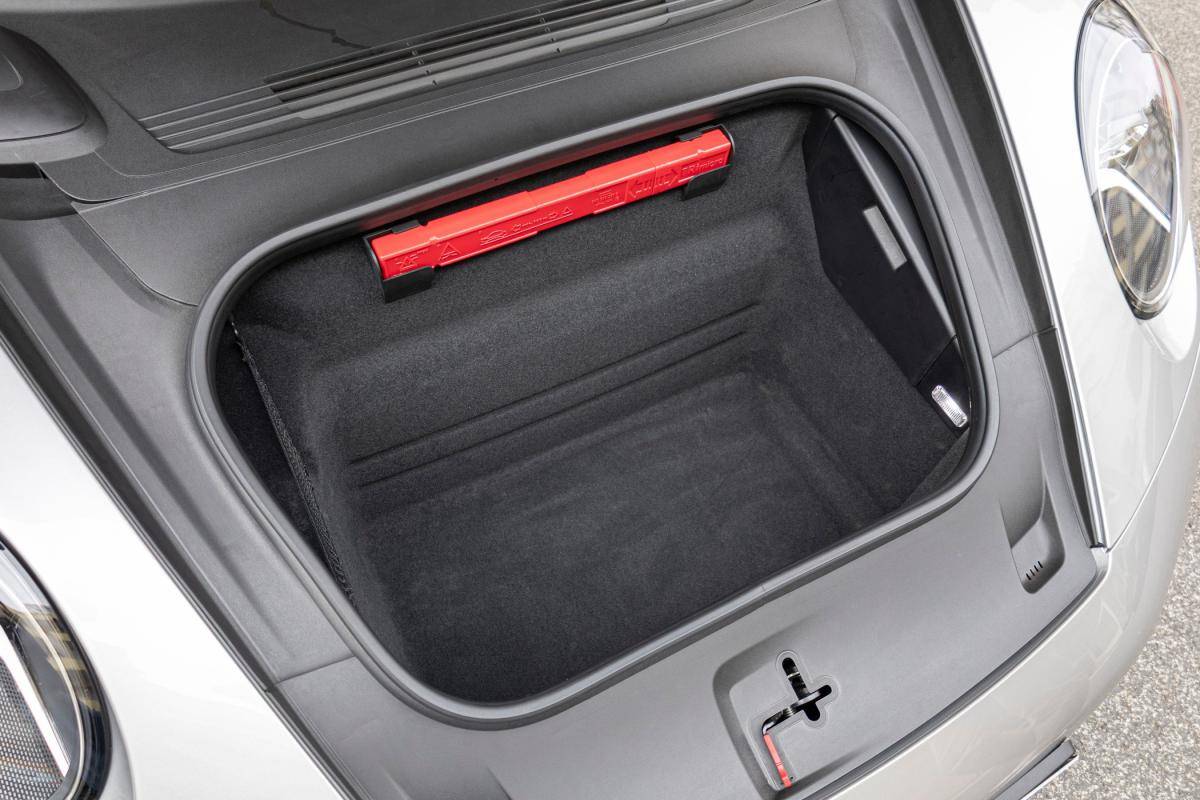 porsche-992-2023-gasolina-2981cc